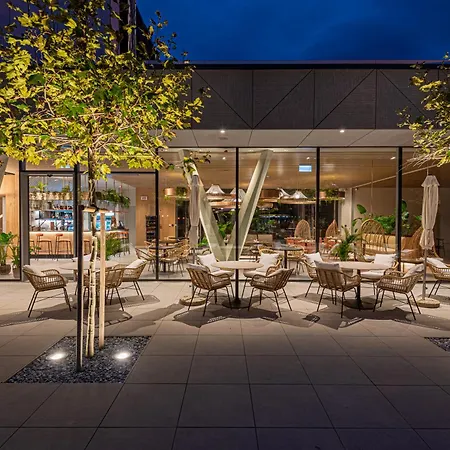 Reed Boutique Hotel & Bistro-2