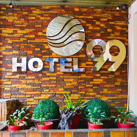 Hotel 99 Cubao-3