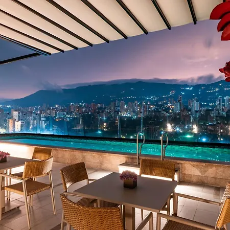 York Medellin, Curio Collection By Hilton-3