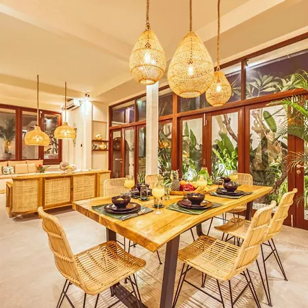 New Fresh 3Bd Prime Location Villa-2