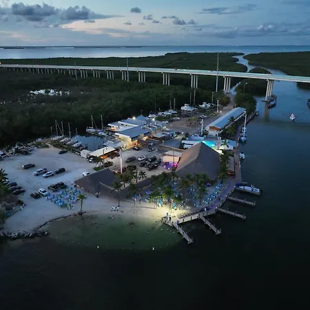 Gilbert'S Resort & Marina-2