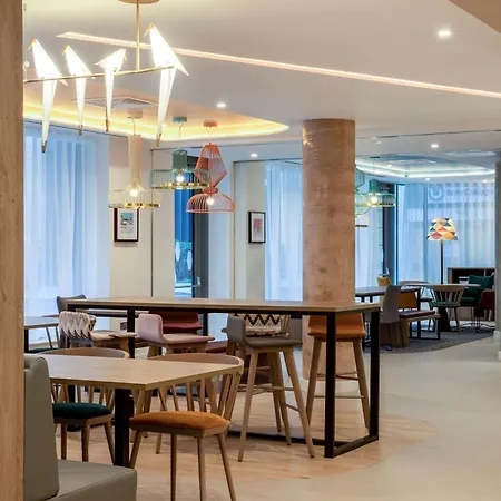 Hampton By Hilton Bath City-2