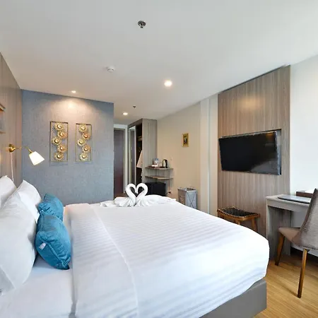 Stayat Bedever Bangkok Hotel-3