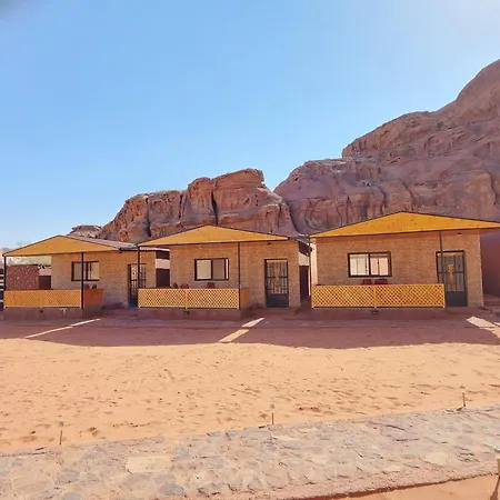 Wadi Rum Quiet Sky-2