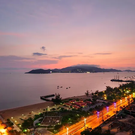 Crown Hotel Nha Trang-2