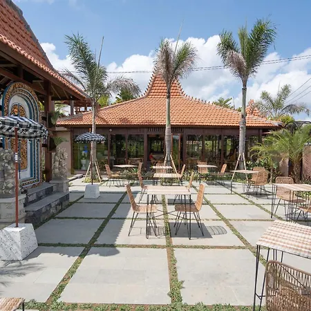 Barong Bali Villa With Floating Breakfast-3