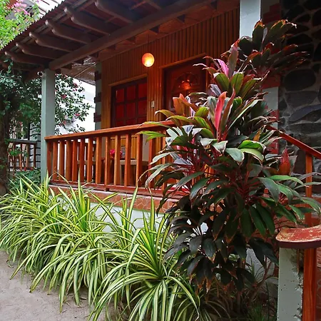 Nigi Nigi Too Beach Resort-3