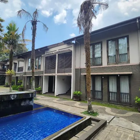 Summer Hills Hotel & Villas Bandung-3