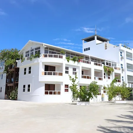 Rashu Hiyaa Hotel-3