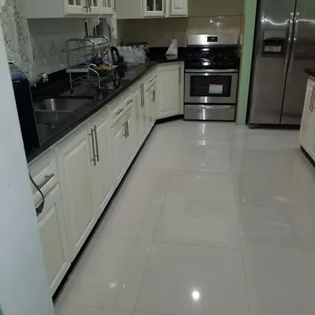 Leo Villa-3