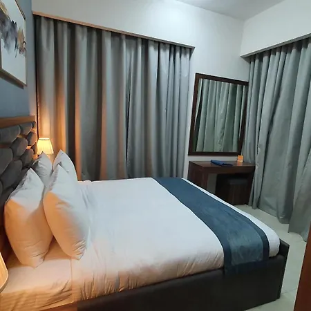 Luxe Grand Hotel Apartments-2