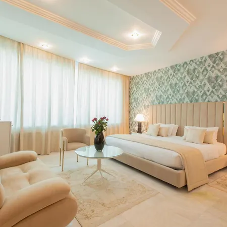 The Penthouse Suites Hotel-2