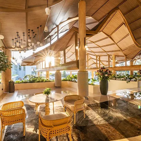 Phuket Emerald Beach Resort-3