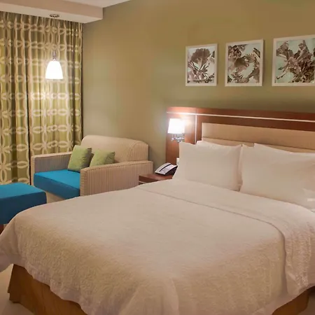 Hampton Inn By Hilton Merida-2