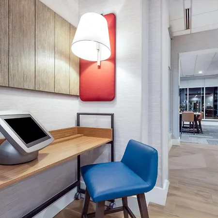 Hilton Garden Inn Albuquerque/Journal Center-3