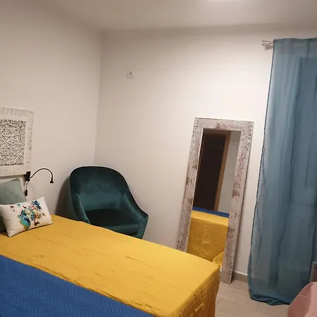 Lisbon Hostel Terminal 4-2