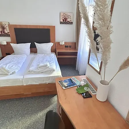 Hotel Adam-2