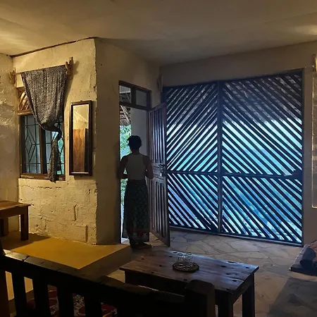 Sazani Beach Lodge And Tidal Lounge-2