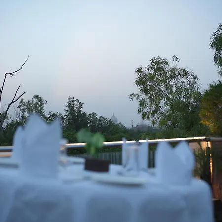 Hotel Atulyaa Taj-2