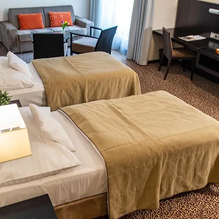 Hotel Avance-2