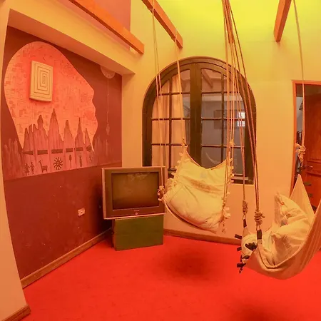 Anata Hostal-2
