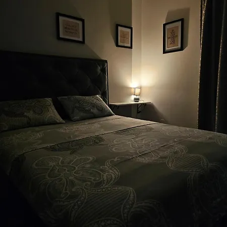 Studio Place 8-2