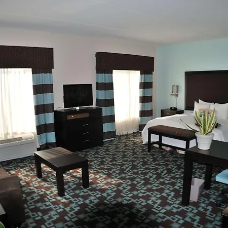 Hampton Inn & Suites Nashville At Opryland-2