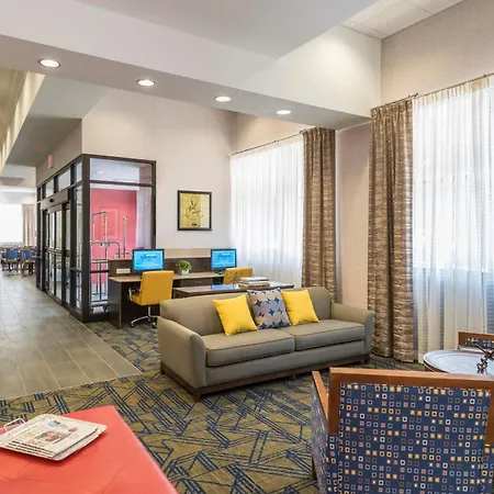 Hampton Inn & Suites Tulsa Downtown, Ok-3