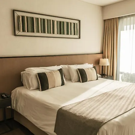Mulen Hotel Tandil-3