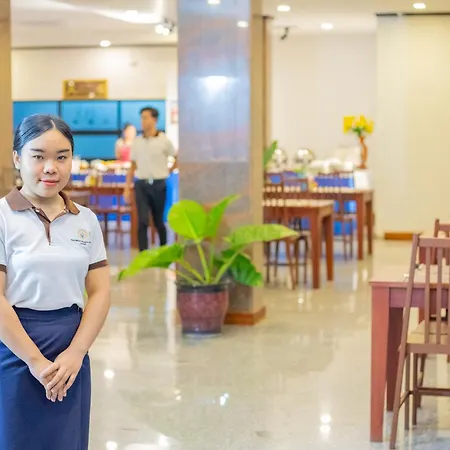 Sisombat Plaza Hotel-3
