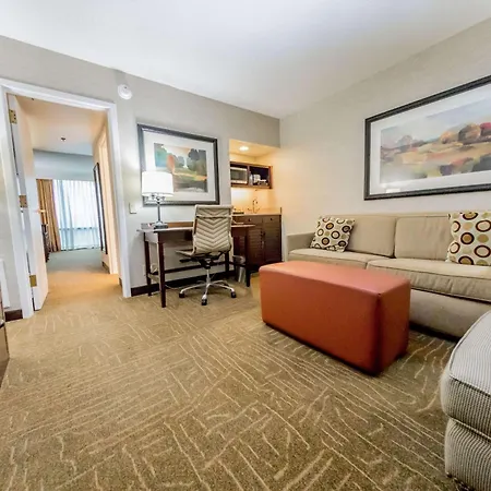 Embassy Suites By Hilton Lexington Green-3