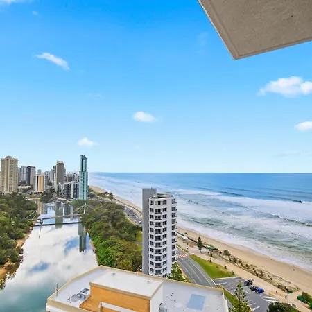 Capricorn One Beachside Holiday Apartments - Official-3