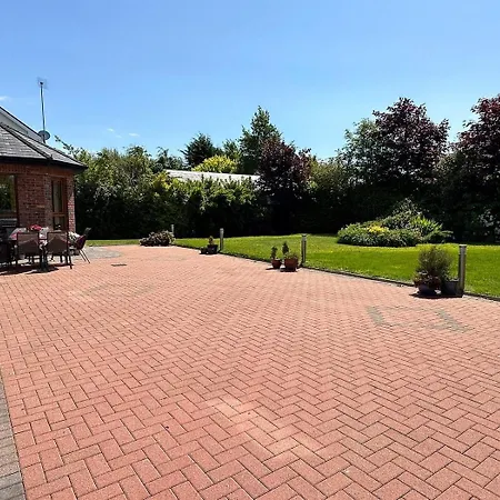 Oranhill Lodge Guesthouse-2