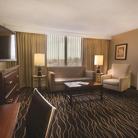 Hilton Kansas City Airport-2