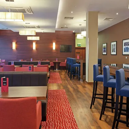Hampton By Hilton Warsaw Airport-3