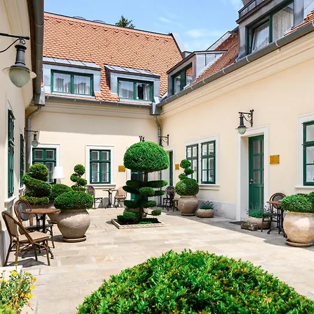Maison Bistro & Hotel-2