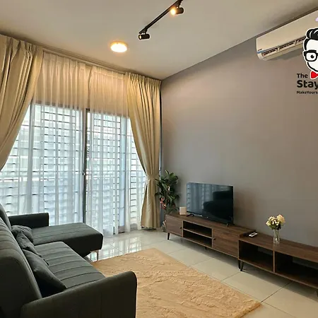Staycation Homestay 12 Liberty Grove Near Airport-2