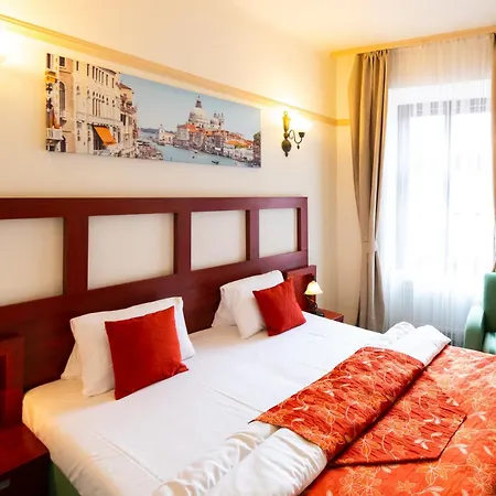 Vivaldi Apartments-2