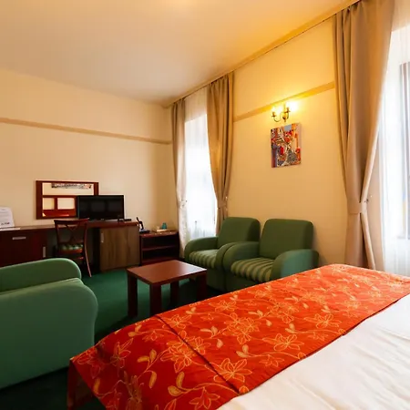 Vivaldi Apartments-3