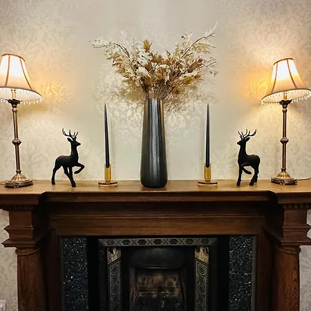 Abbotsford Guest House-3
