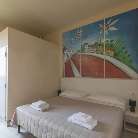 Hotel & Hostel 7-2