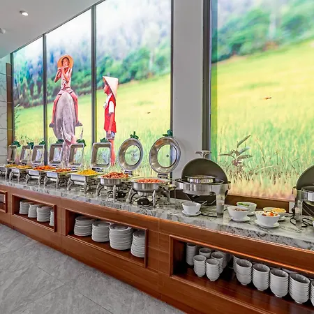G8 Luxury Hotel Da Nang-3
