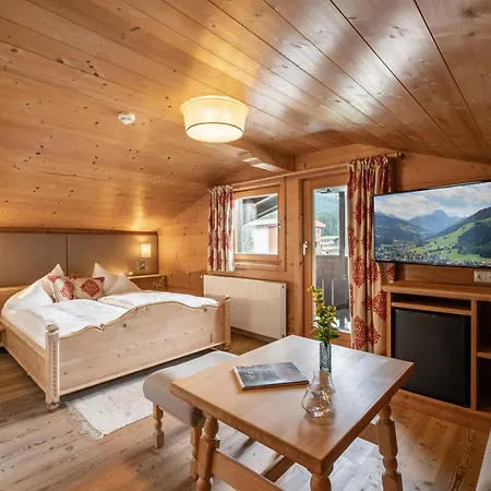 Alpen Glueck Hotel Villa Lisa Garni-3