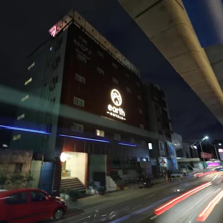 Earth Hotels-2