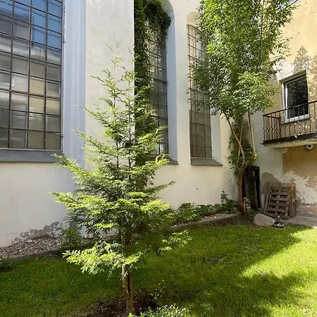 Mikalo House-3