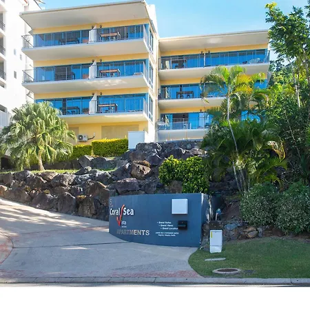 Coral Sea Vista Apartments-3