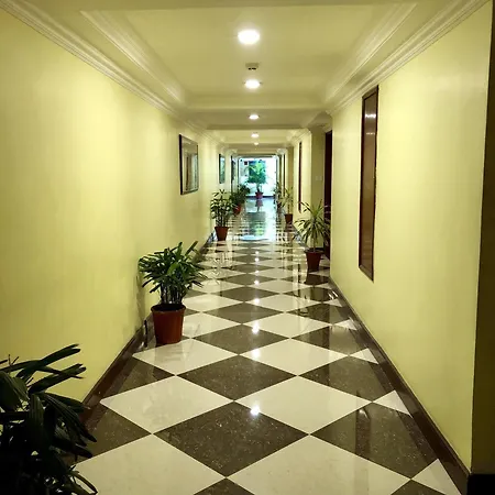 Ritz Plaza-2