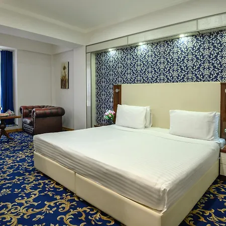 Royal Plaza By Stellar Hotels, Yerevan-2