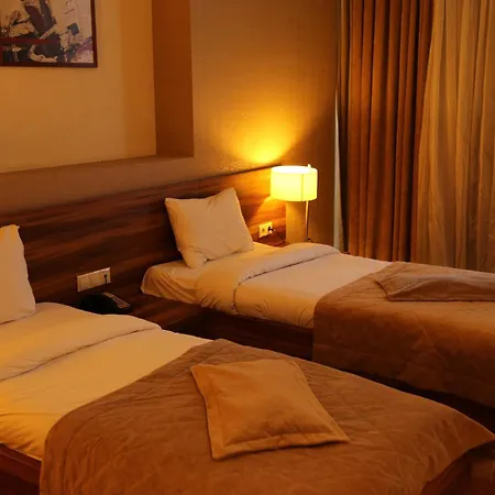 Avenue Hotel Baku By Smart-3
