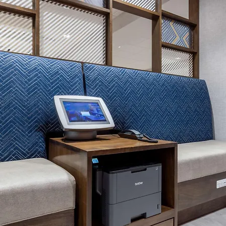 Hampton Inn Kansas City Southeast, Mo-3